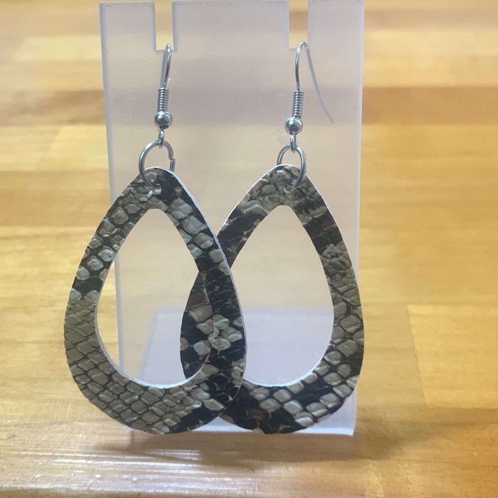 3/$24 NEW Fun Fashion Snakeskin Print Earrings